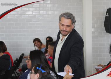 Ponente Dr. Félix Ignacio Peralta Ulibarri